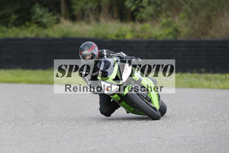 /53 16.09.2025 Track Day Domi Aegerter ADR/Gruppe rot/40